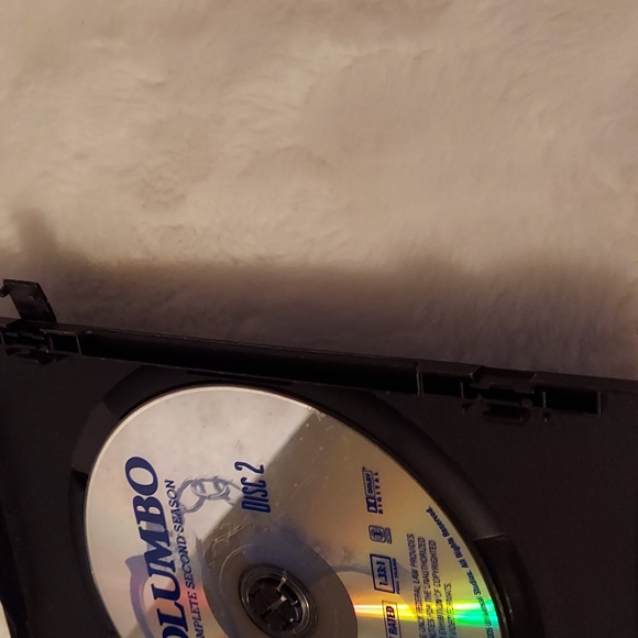 Columbo DVD Set - Picture 6 of 6